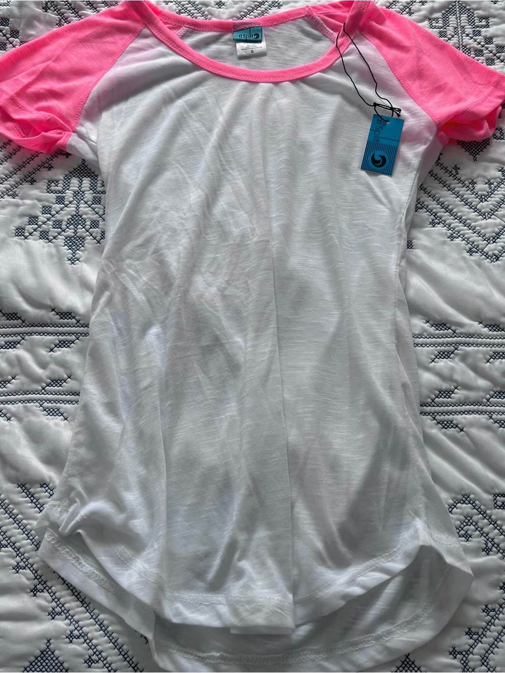 Vintage Y2K B Split White and Pink Raglan Short Sleeve Tee